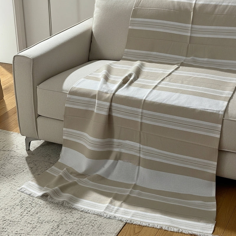 مفرش كنب قُطْنِيّ