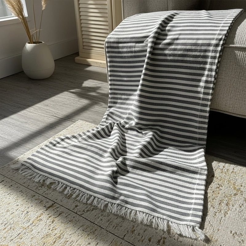 مفرش كنب قُطْنِيّ