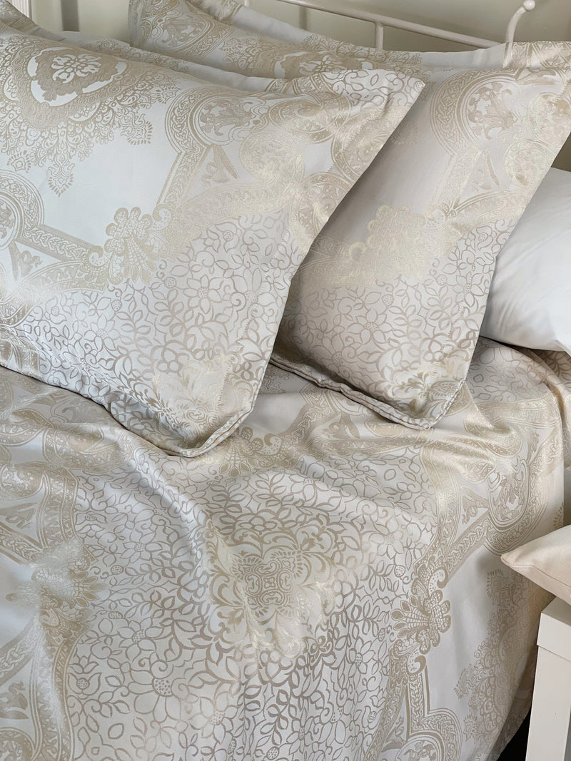 طقم إيليت كلاسيك