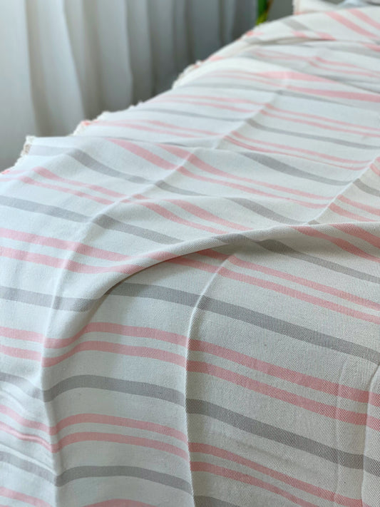 كوفرتة نسيج يدوي – حِرفة