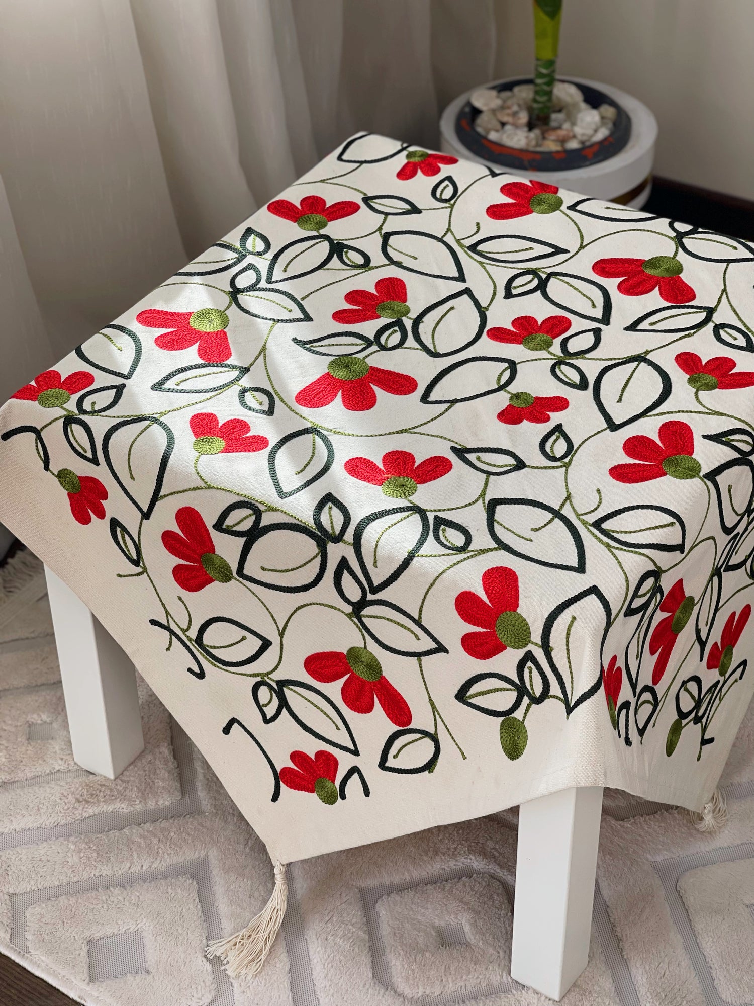 مِفرش تَطرِيز الشبكشي