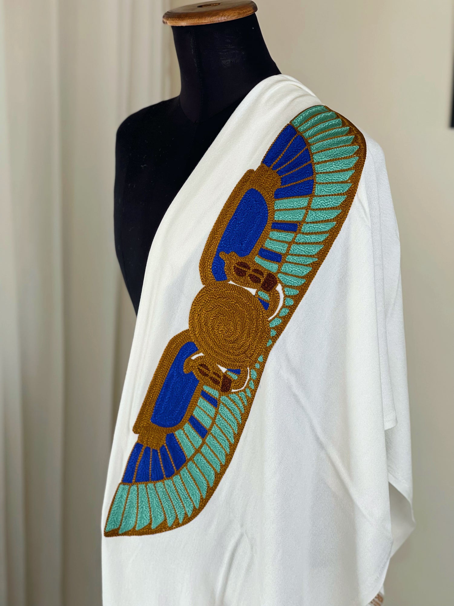 شََال تطريز يدوي