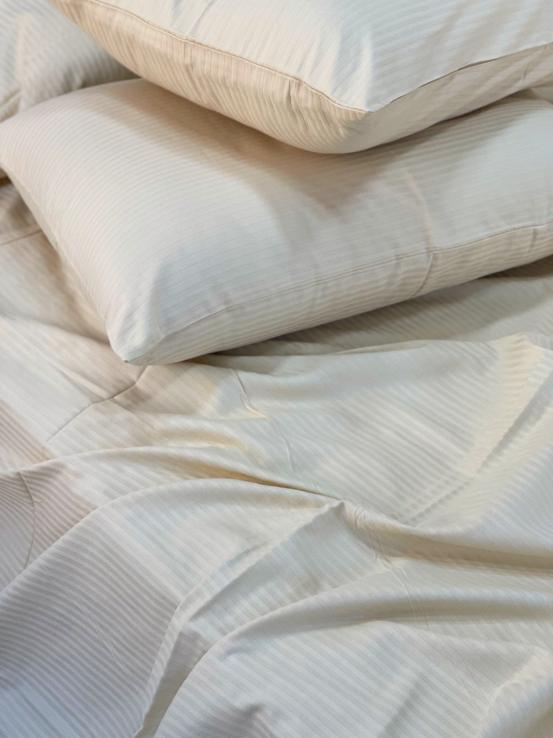 طقم ٤ قطع استرايب قطن ١٠٠٪