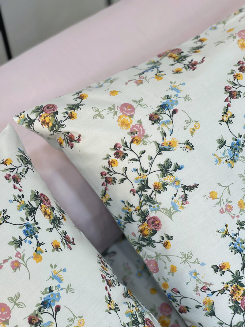 طقم سرير مكون من 4 قطع