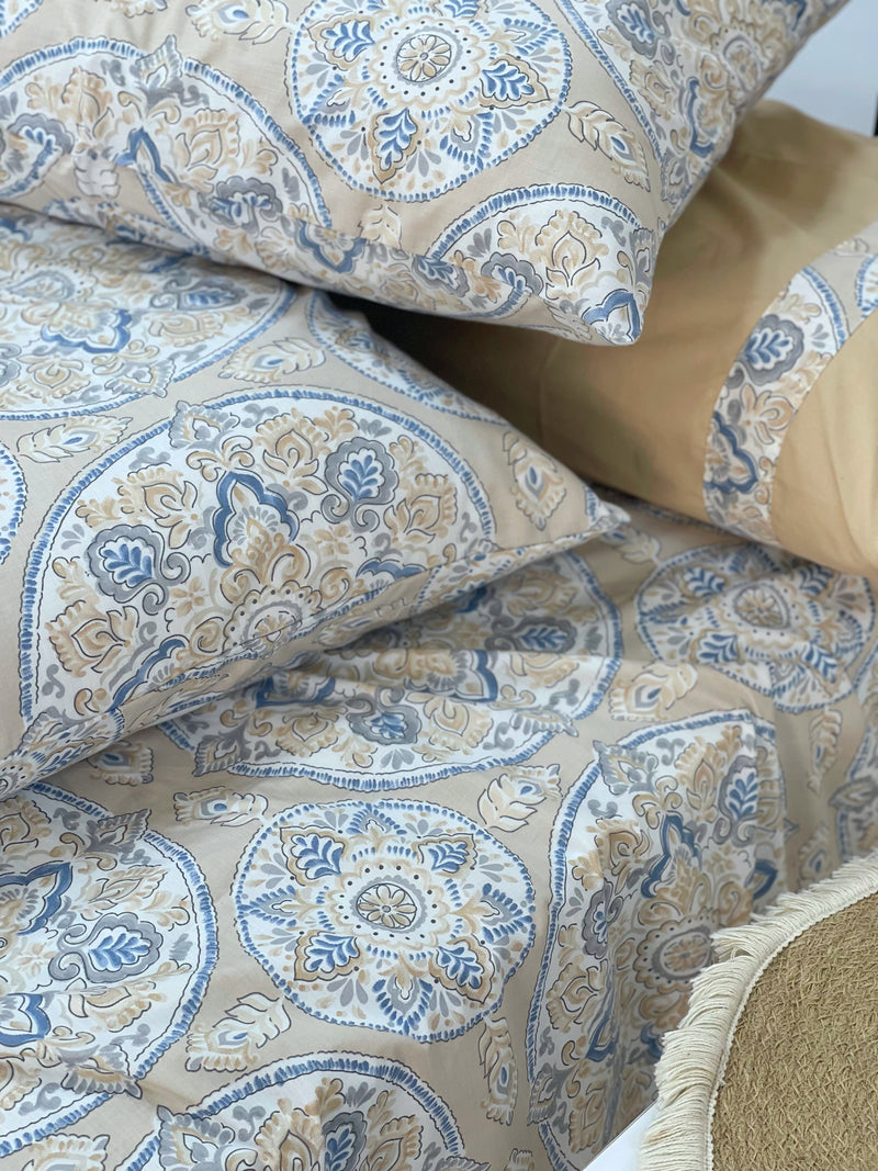 طقم سرير مكون من 4 قطع