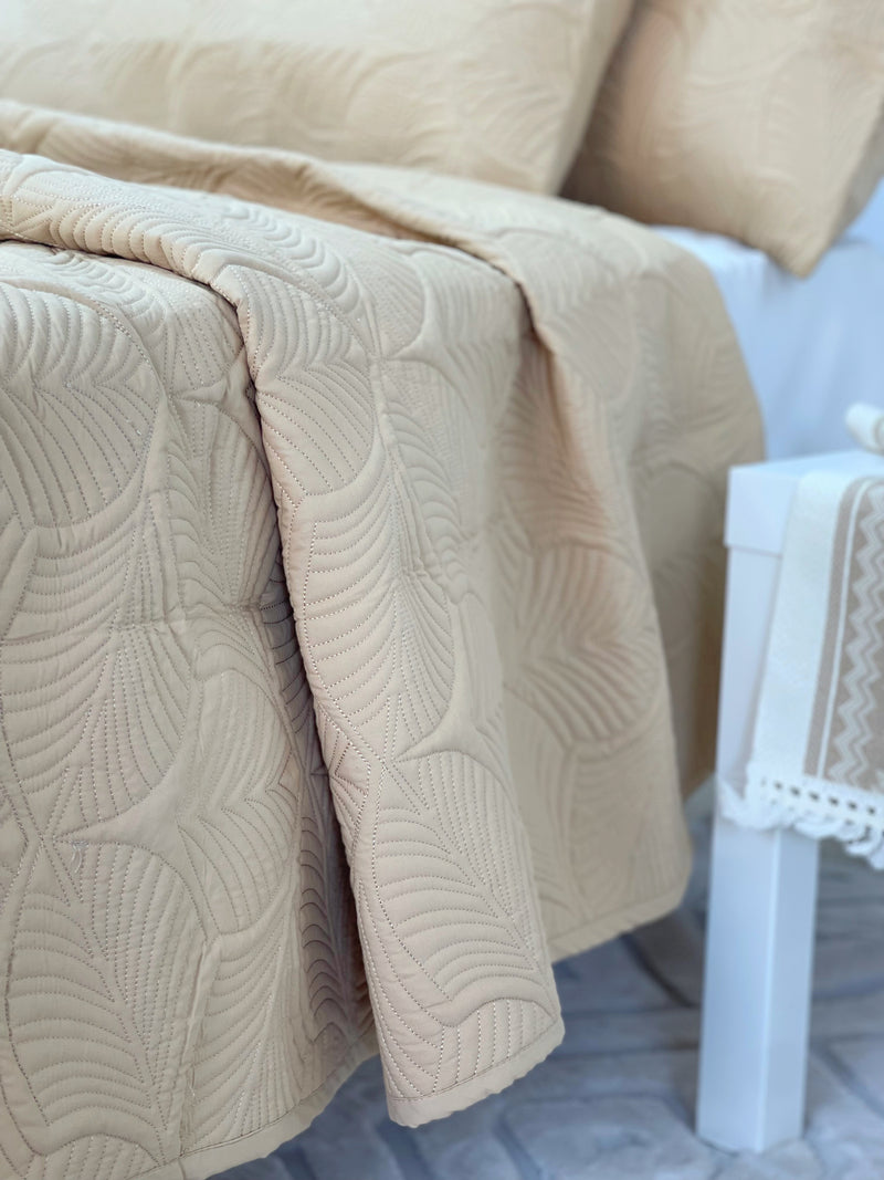 كوفرتة كابتونية ٣ قطع