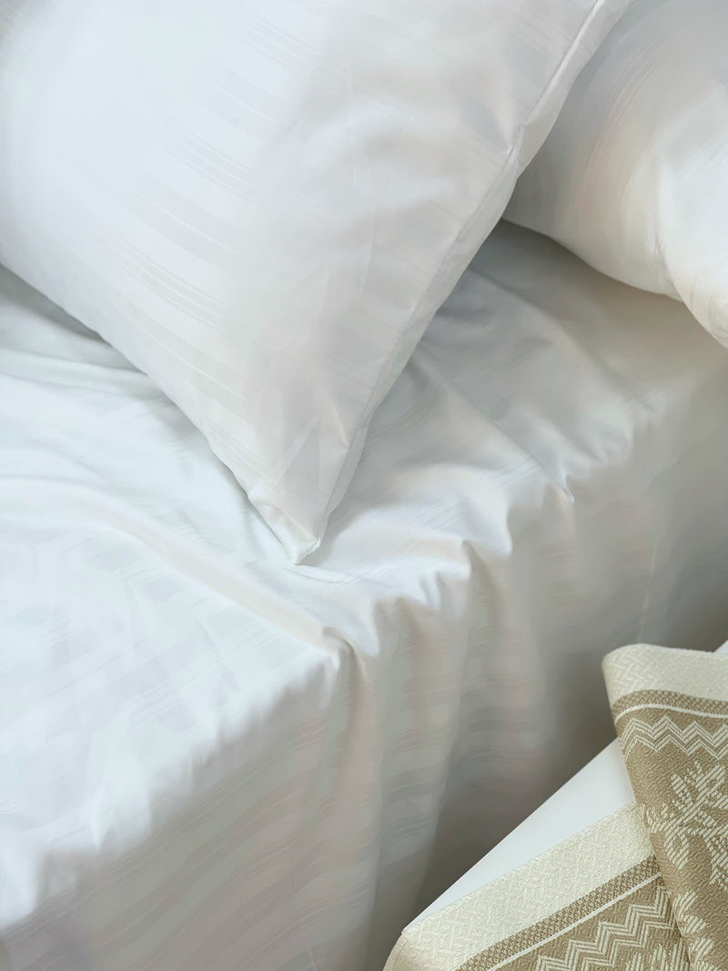 طقم ٤ قطع استرايب قطن ١٠٠٪؜