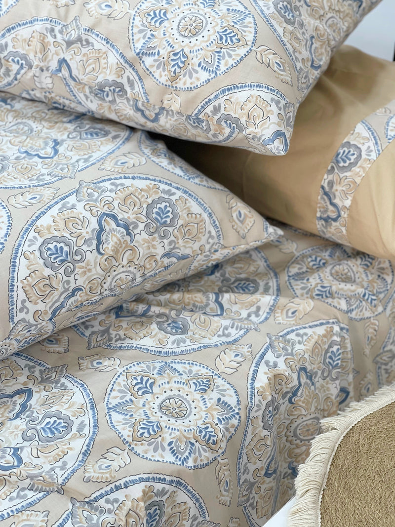 طقم سرير مكون من ٦ قطع