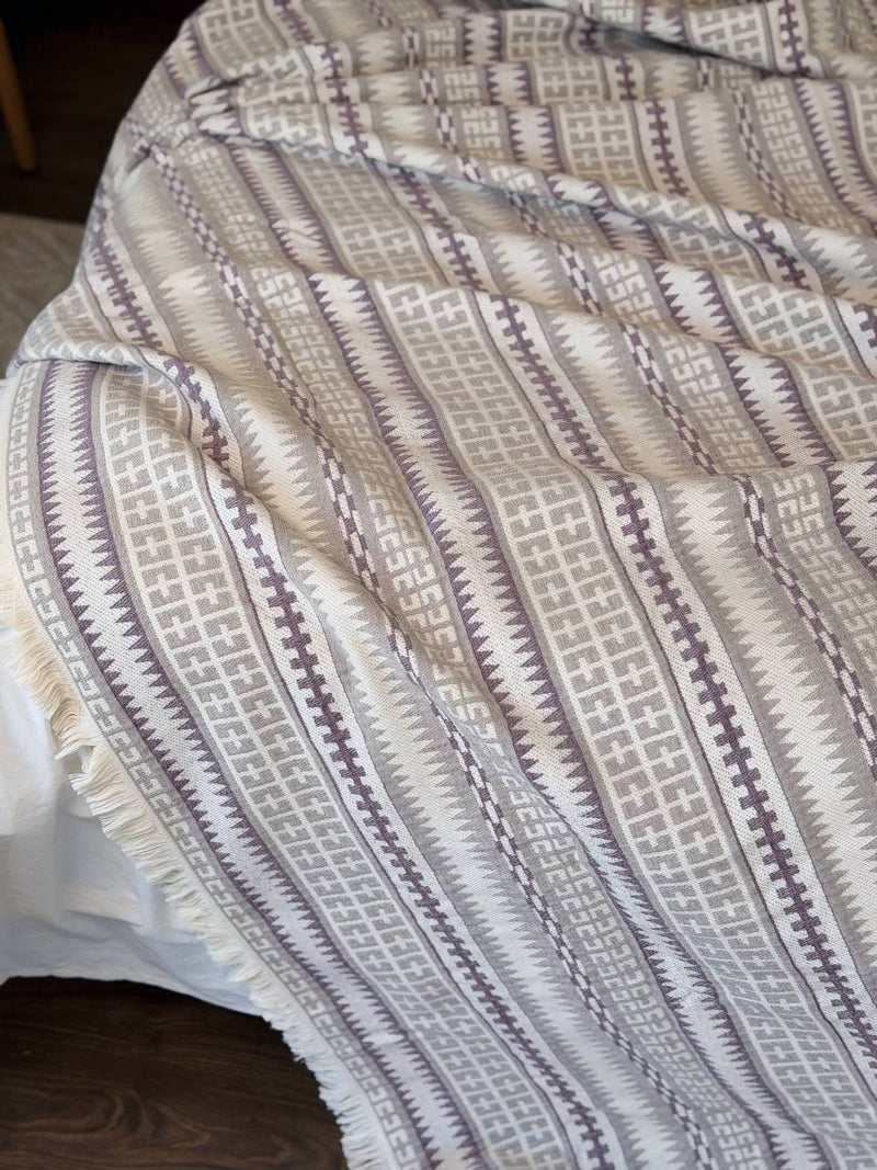 كوفرتة جكار رويال